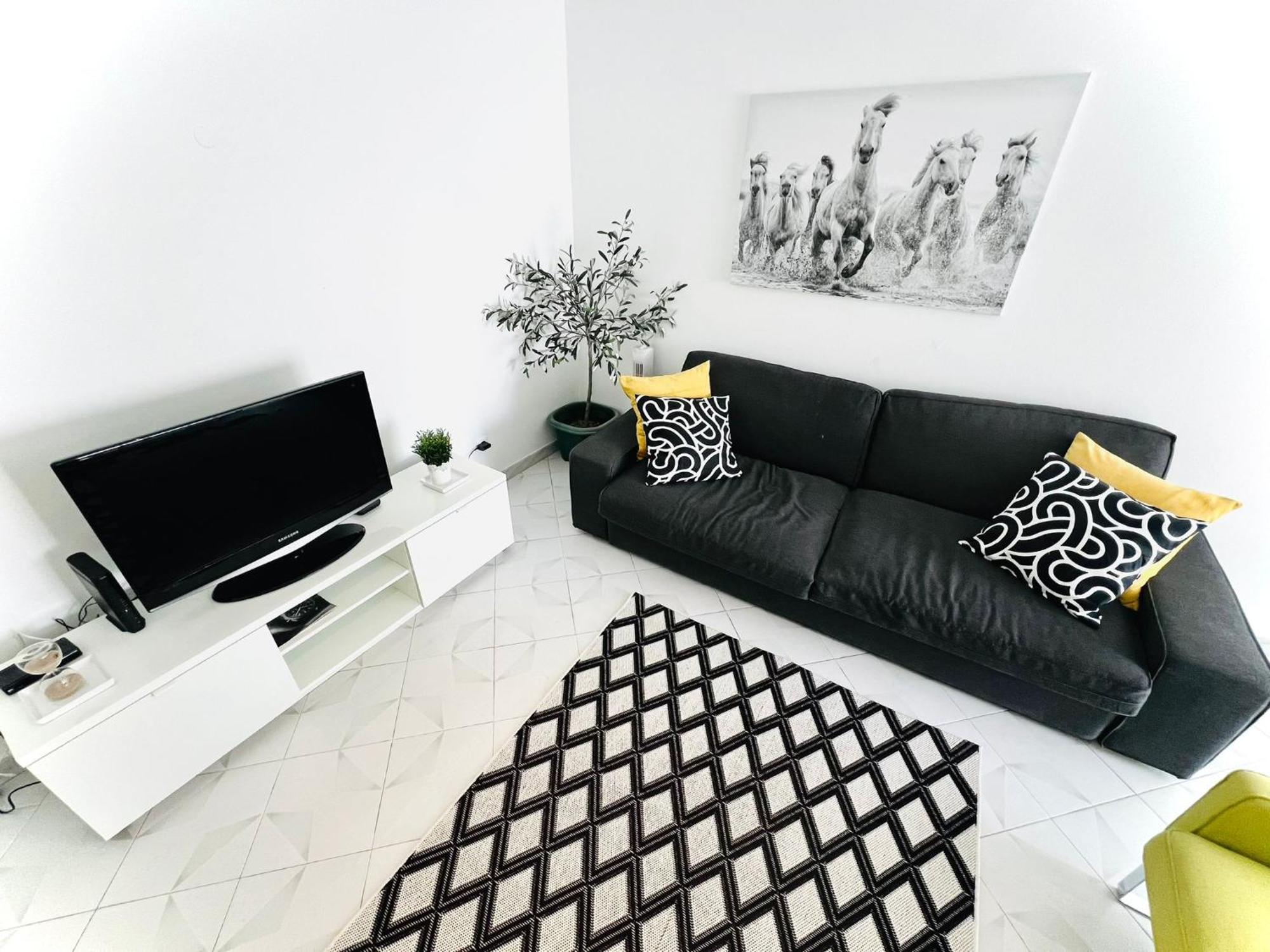 Apartamento 5 Estrelas Praia Da Oura アルブフェイラ エクステリア 写真